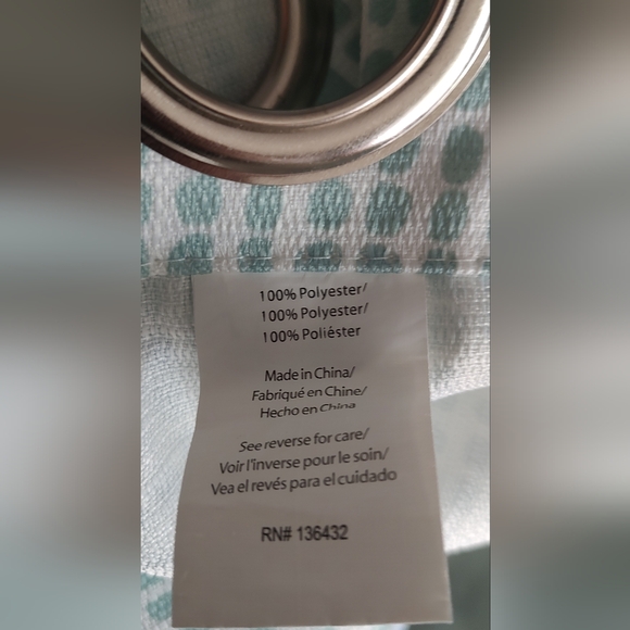 Curtains  Light Green  2 Panels Unbranded  52 " W x  84 "L New With Out Tags - Picture 3 of 8